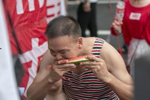 小毛吃瓜视频,揭秘娱乐圈幕后故事