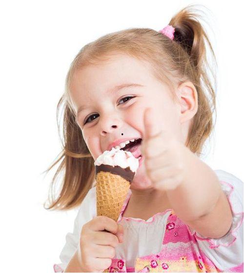 小可爱baby吃瓜群